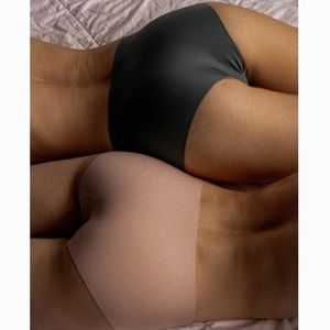 SEAMLESS LINGERIE Second Skin Seamless Boyshorts